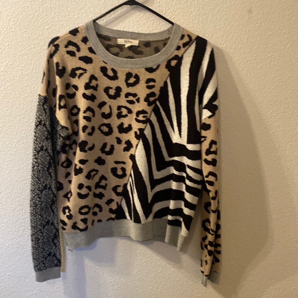 Peyton Primrose multi animal print sweater size large